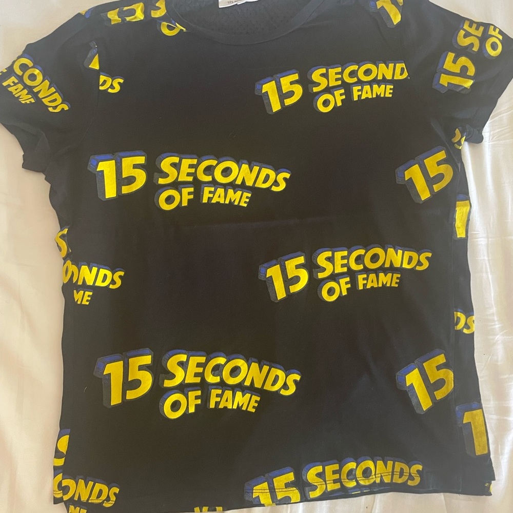Politix 15 Seconds of fame tee